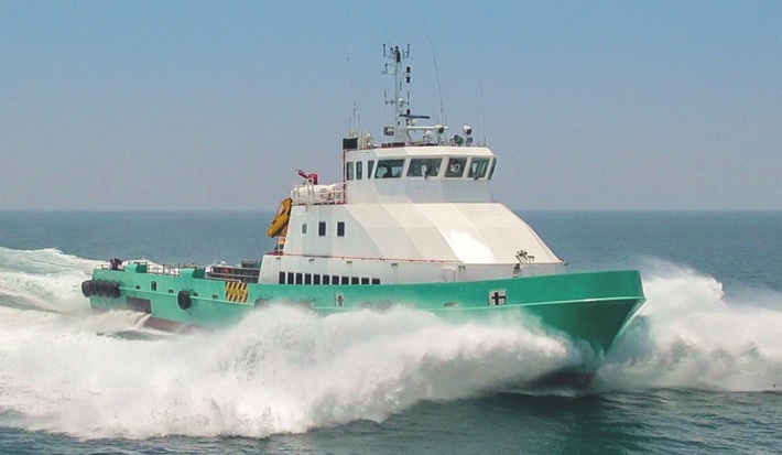 Crew Boat 2